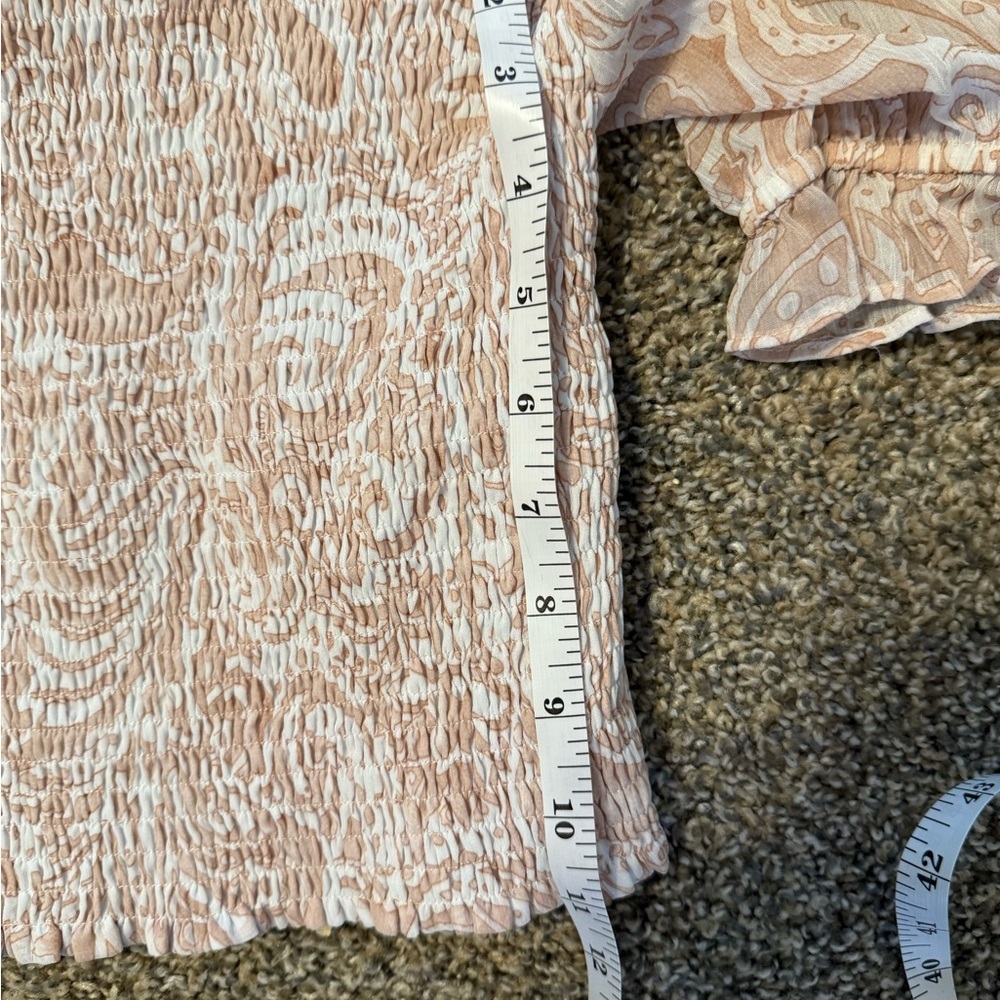 Express Blush Paisley Off-Shoulder Blouse - Picture 7 of 7